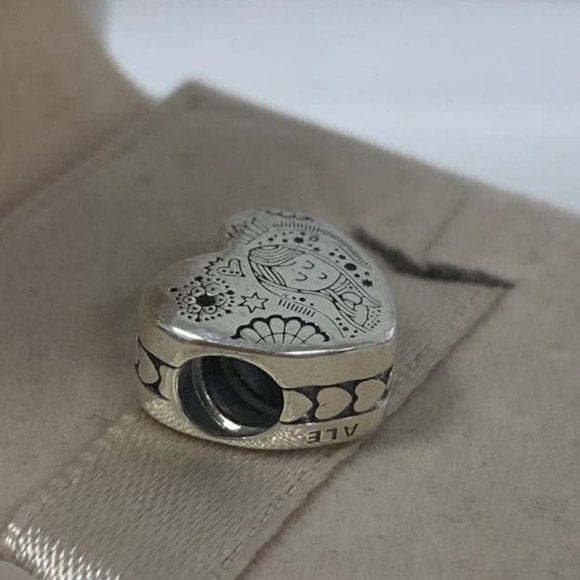 Pandora virgin Guadalupe charm - Picture 2 of 7